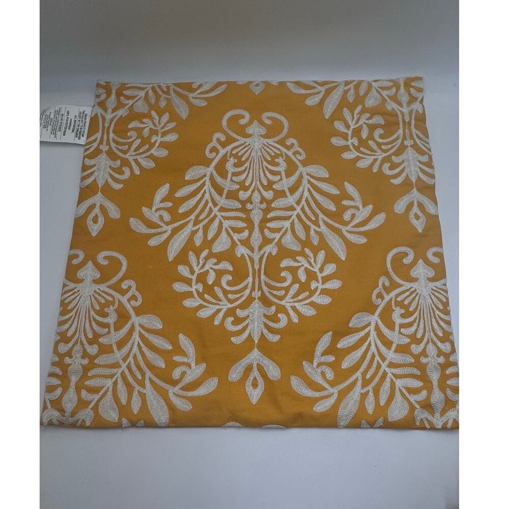 Set of 2 Yellow White Damask Pillow Covers 20x20 Decorative Accent - Picture 2 of 9